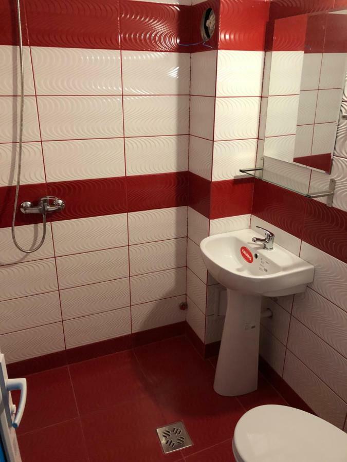 Pension Amira Costinesti Eksteriør billede